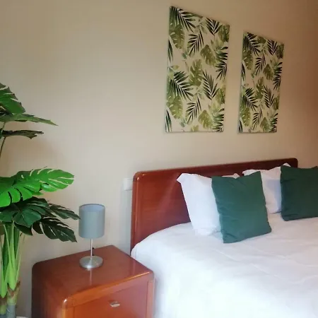 アパート Lemon Tree ヴィラ・ド・コンデ