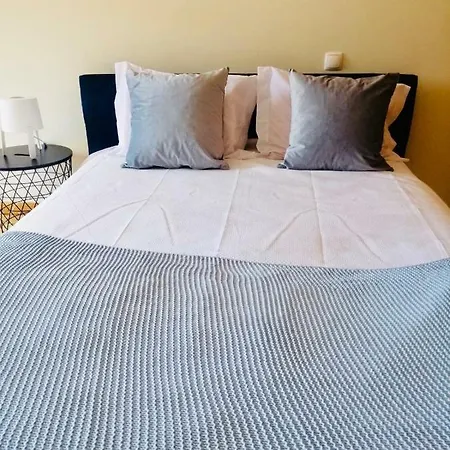 Lemon Tree アパート ヴィラ・ド・コンデ