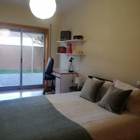 アパート Lemon Tree ヴィラ・ド・コンデ